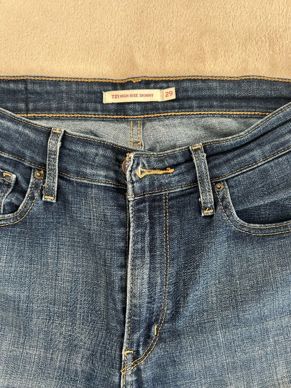 Levi's 721 High Rise Skinny Jeans, Size 29